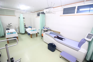 帯広市えんどう整骨院　内観施術イメージ（交通事故・体の痛み・けが